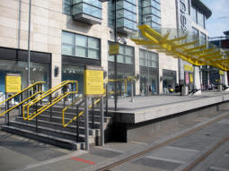 The entrance at the Victoria end, with the platform for trams via Victoria nearest