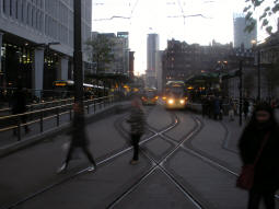 The platforms, with the island for trams via Deansgate-Castlefield on the left